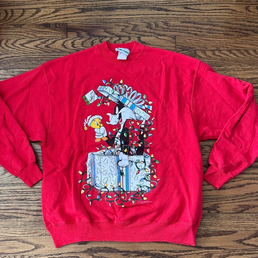 Vintage Vibrant Red Crewneck Sweater with Festive Graphic